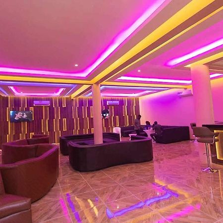 The Platinum Bay Hotel Birekuso Zewnętrze zdjęcie