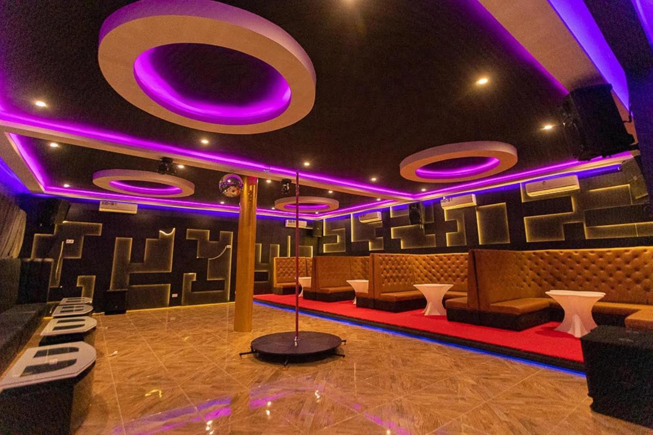 The Platinum Bay Hotel Birekuso Zewnętrze zdjęcie