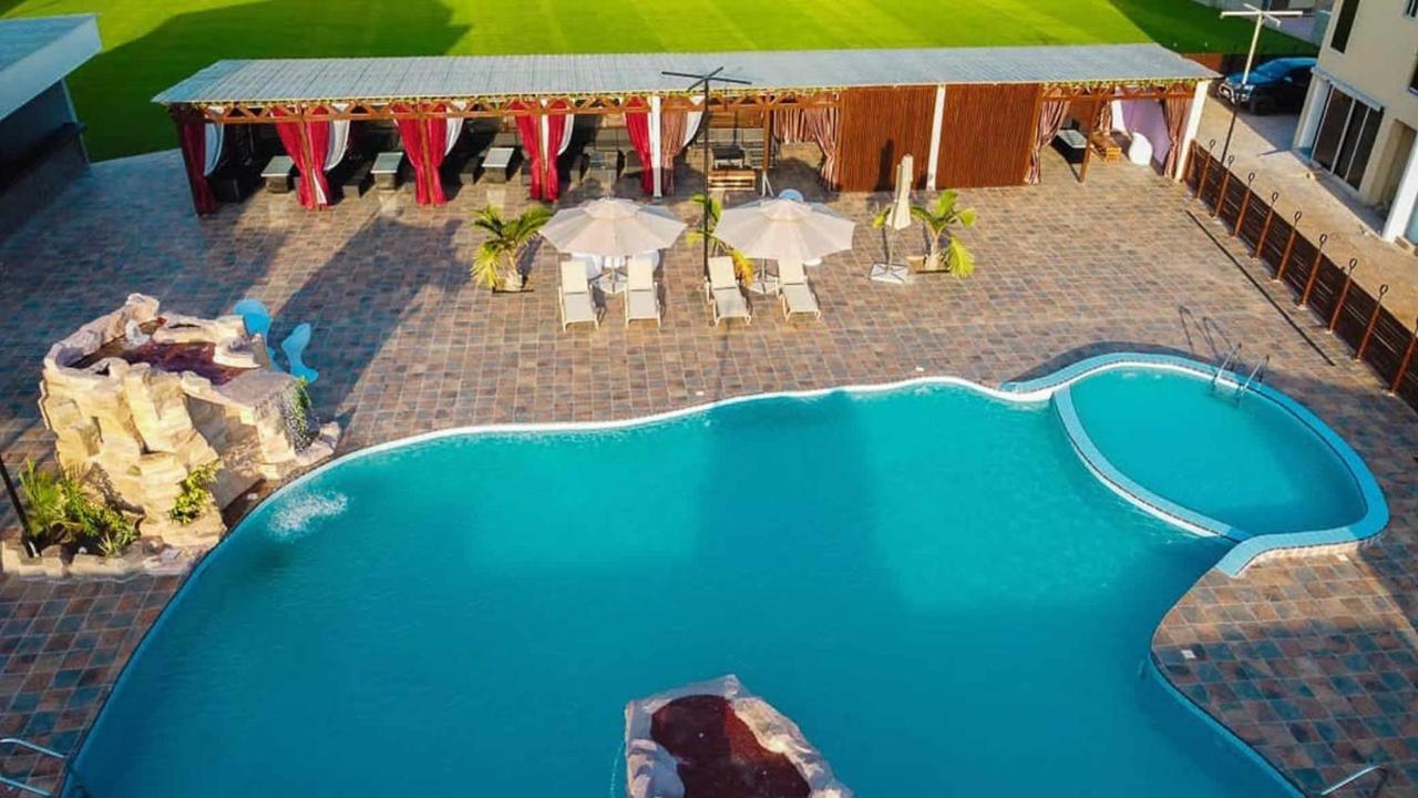 The Platinum Bay Hotel Birekuso Zewnętrze zdjęcie